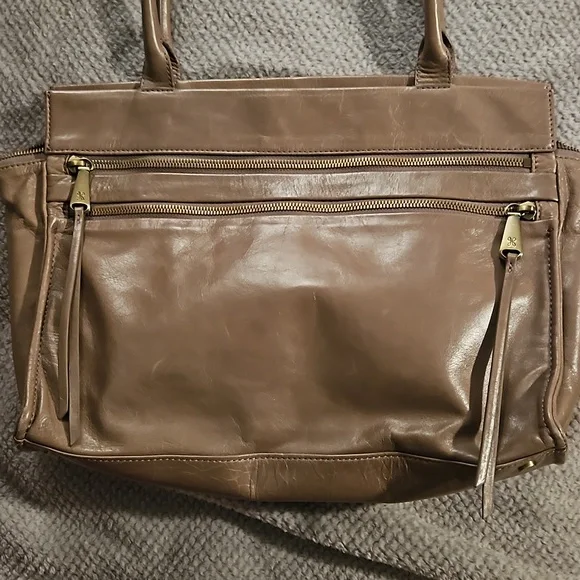 HOBO Tan Leather Shoulder Bag - Picture 4 of 7